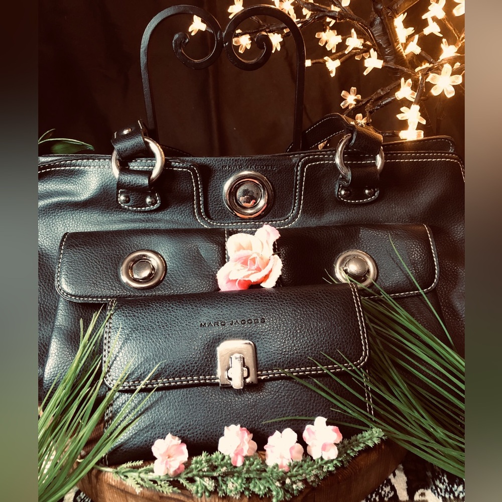 Marc Jacobs Black Leather Shoulder Bag Set With Wallet
